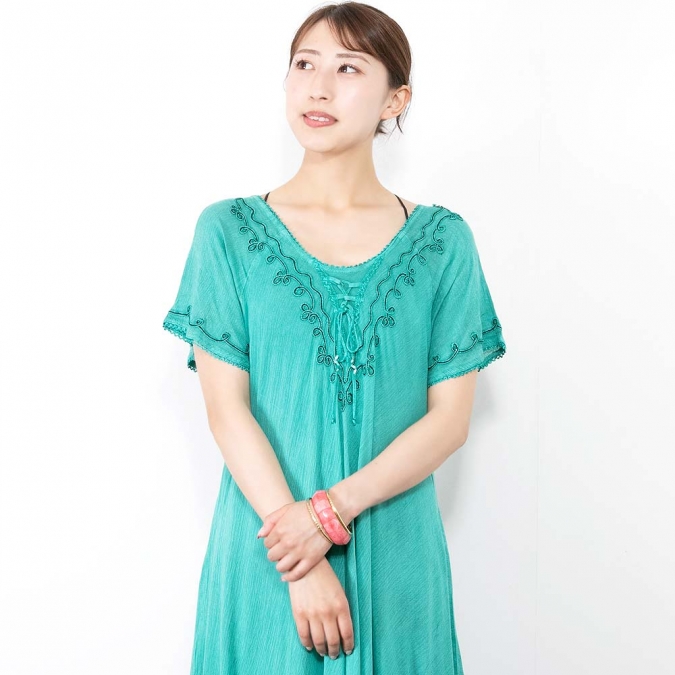 エスニックブレスレット 3連 ブラス製 インド ナチュラル素材 アジアンアクセサリー レディース 夏 フェス アクセサリー ボヘミアン ダンス ステージ衣装